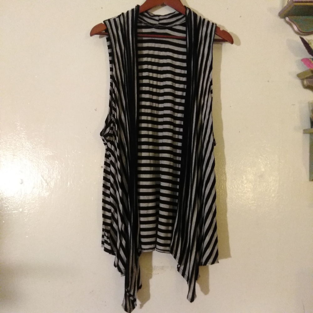 Maurice's Grey And Black Stripe Shrug